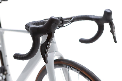 Cannondale SuperSix Evo 3 Shimano 105 Di2 Disc Road Bike 2024, Size 48cm