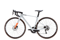 Cannondale SuperSix Evo 3 Shimano 105 Di2 Disc Road Bike 2024, Size 48cm