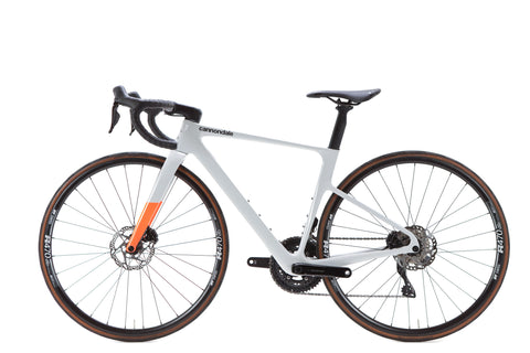 Cannondale SuperSix Evo 3 Shimano 105 Di2 Disc Road Bike 2024, Size 48cm