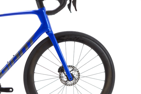 Giant Defy Advanced 0 Shimano 105 Di2 Disc Road Bike 2024, Size M/L
