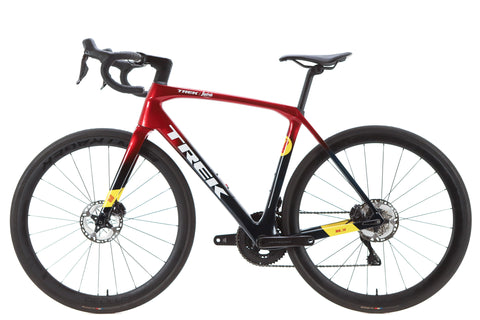 Trek Domane SLR 7 Gen 4 Shimano Ultegra Di2 Disc Road Bike 2024, Size 56cm
