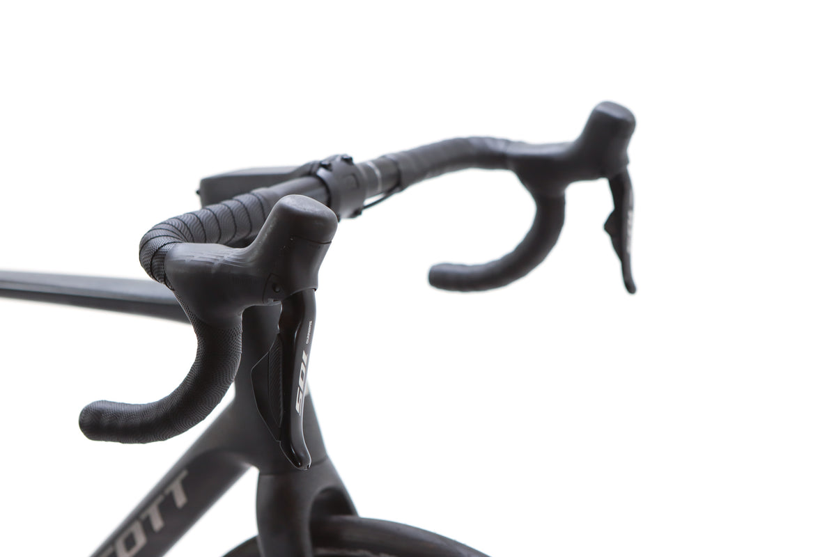 Scott Addict 40 Shimano 105 Di2 Disc Road Bike 2025, Size Large