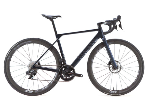 Canyon Ultimate CF SLX 8 Sram Force eTap AXS Disc Road Bike 2025, Size Small