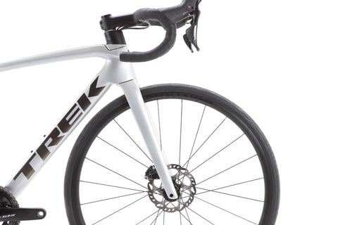 Trek Emonda SL 5 Shimano 105 Disc Road Bike 2022, Size 52cm
