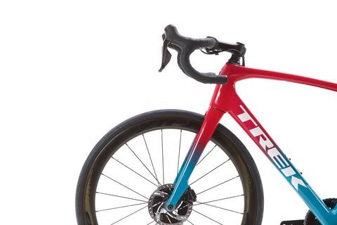 Trek Domane SLR 9 Gen 3 Shimano Dura-Ace Di2 Disc Road Bike 2021, Size 56cm