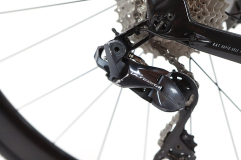 Focus Izalco Max 9.6 Shimano Ultegra Di2 Disc Road Bike 2021, Size XL