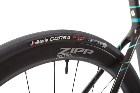 Scott Addict RC Shimano 105 Di2 Disc Road Bike 2024, Size Large