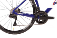 Cinelli Pressure Shimano Ultegra Di2 Disc Road Bike 2023, Size Medium