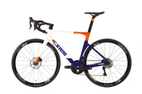 Cinelli Pressure Shimano Ultegra Di2 Disc Road Bike 2023, Size Medium