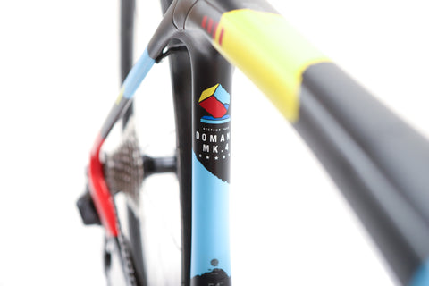 Trek Domane SLR 7 Gen 4 Shimano Ultegra Di2 Disc Road Bike 2024, Size 54cm