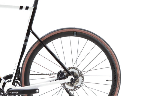 Cannondale SuperSix Evo Shimano Ultegra Disc Road Bike 2021, Size 60cm