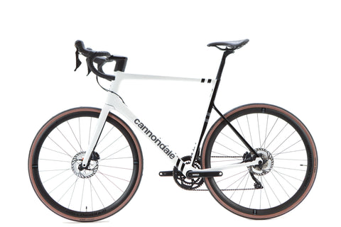 Cannondale SuperSix Evo Shimano Ultegra Disc Road Bike 2021, Size 60cm