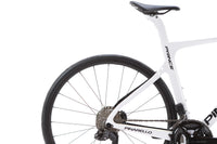 Pinarello Prince Shimano 105 Di2 Disc Road Bike 2023, Size 51.5cm
