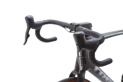 Trek Domane SLR 9 Gen 4 Sram Red eTap AXS Disc Road Bike 2023, Size 58cm