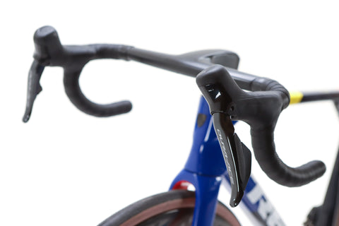 Trek Madone SLR 9 Gen 8 Shimano Dura-Ace Disc Road Bike 2025, Size Medium