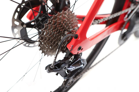 Trek Madone SL 6 Gen 6 Shimano Ultegra Disc Road Bike 2021, Size 58cm