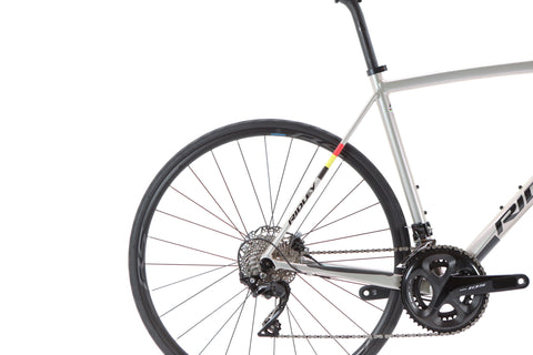 Ridley Fenix SLA Shimano 105 Disc Road Bike 2024, Size Medium