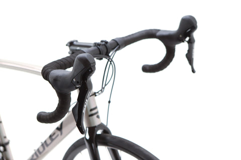 Ridley Fenix SLA Shimano 105 Disc Road Bike 2024, Size Medium