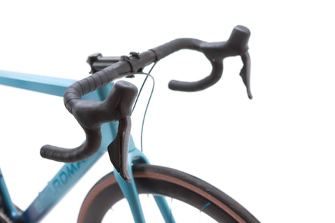 Boardman SLR 9.6 Shimano Ultegra Di2 Disc Road Bike 2023, Size Medium