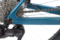 Boardman SLR 9.6 Shimano Ultegra Di2 Disc Road Bike 2023, Size Medium