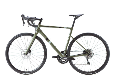 Cannondale CAAD13 Shimano 105 Disc Road Bike 2020, Size 54cm