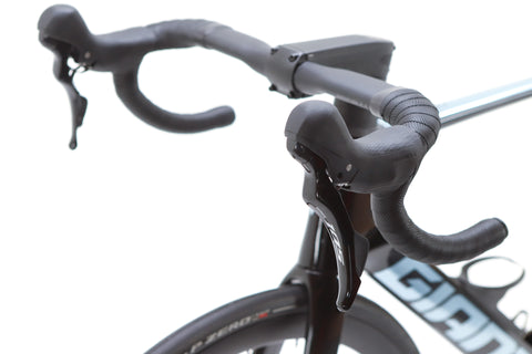 Giant Propel Advanced 2 Shimano 105 Disc Road Bike 2025, Size M/L