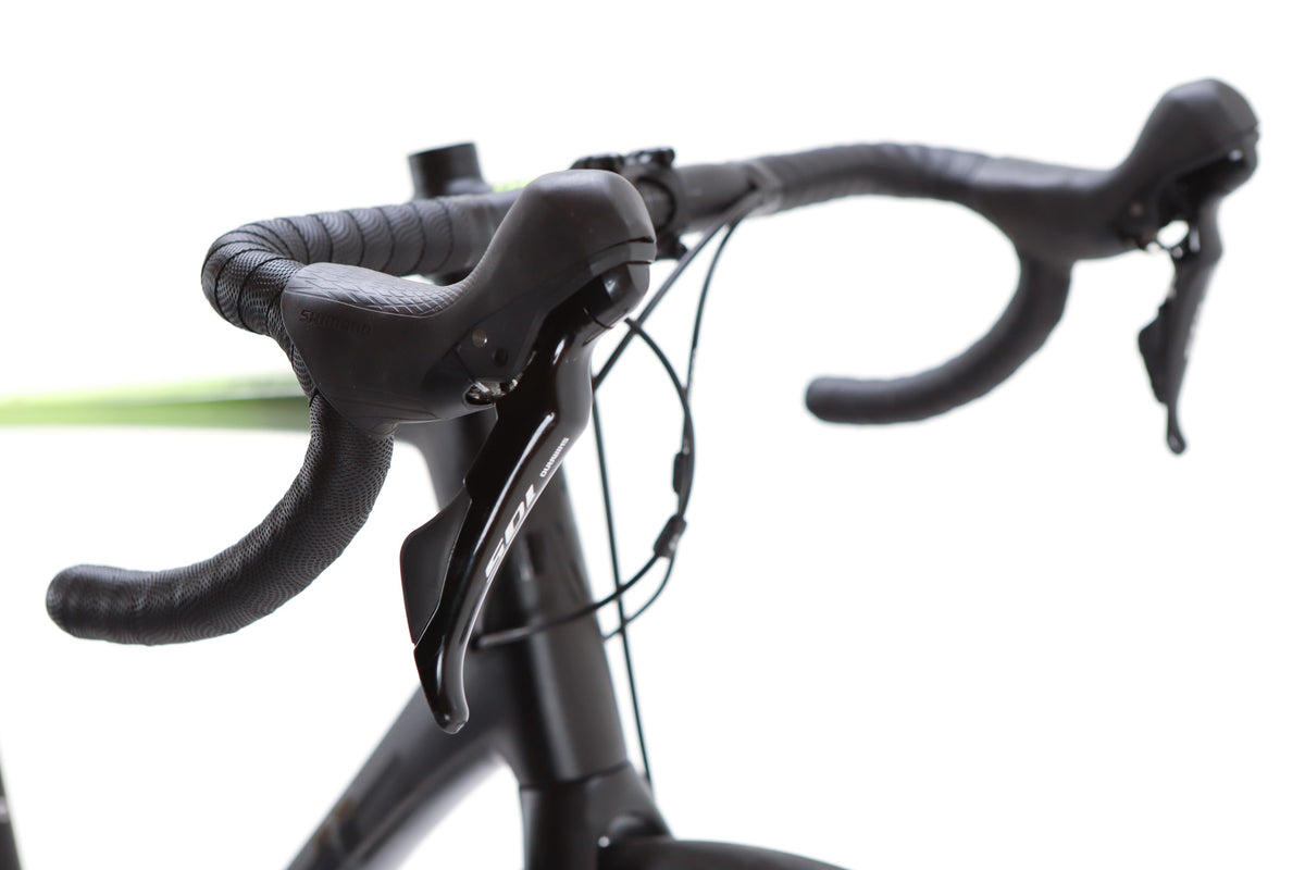 Cube Attain GTC Race Shimano 105 Disc Road Bike 2021, Size 58cm