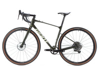 Giant Revolt Advanced Sram Rival Gravel Bike 2022, Size Medium