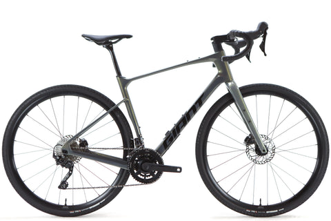 Giant Revolt Advanced 3 Shimano GRX Gravel Bike 2025, Size M/L
