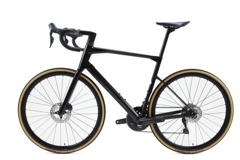 BMC Roadmachine 01 Five Shimano Ultegra Di2 Disc Road Bike 2022, Size 56cm