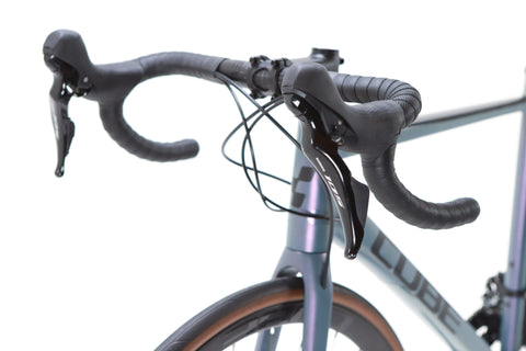 Cube Axial WS Race Shimano 105 Disc Road Bike 2022, Size Small