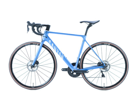 Canyon Ultimate CF SL 8 Shimano Ultegra Di2 Disc Road Bike 2019, Size Medium