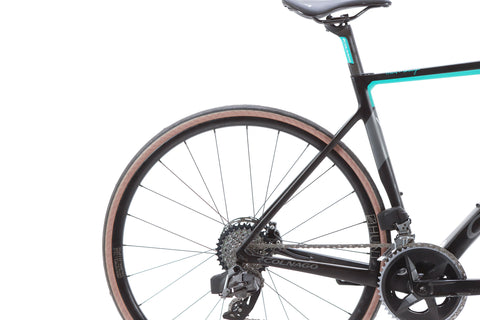 Colnago V3 Sram Rival eTap AXS Disc Road Bike 2021, Size 50s