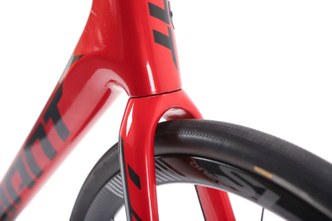 Giant Defy Advanced Pro 1 Sram Force eTap AXS Disc Road Bike 2020, Size XL