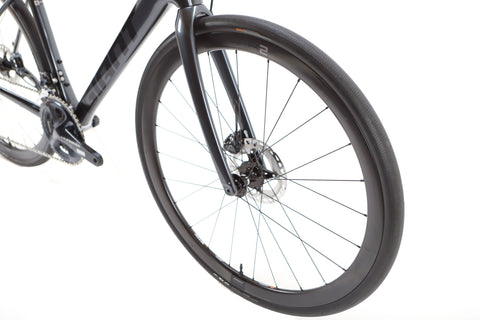 Giant Defy Advanced Pro 2 Shimano Ultegra Disc Road Bike 2022, Size M/L