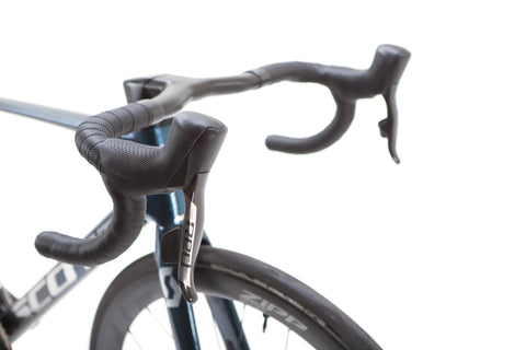 Scott Addict RC Pro Sram Red eTap AXS Disc Road Bike 2022, Size Medium