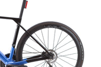 Canyon Ultimate CF SL 7 Shimano 105 Disc Road Bike 2023, Size Small