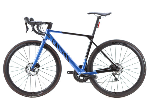 Canyon Ultimate CF SL 7 Shimano 105 Disc Road Bike 2023, Size Small