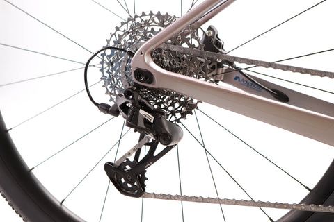 Giant Revolt Advanced 1 Sram Apex Gravel Bike 2024, Size M/L