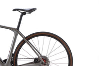 Trek Domane SL Shimano 105 Di2 Gen 4 Disc Road Bike 2024, Size 54cm