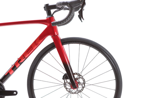 Trek Emonda ALR 5 Shimano 105 Disc Road Bike 2025, Size 54cm