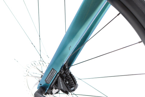 Liv Avail Advanced 2 Shimano 105 Disc Road Bike 2022, Size Medium