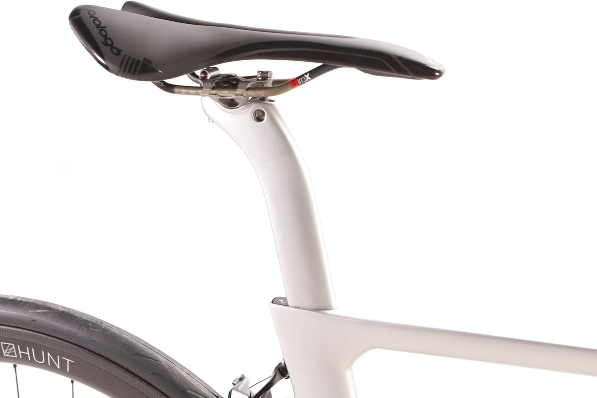 Pinarello Dogma F Shimano Ultegra Di2 Road Bike 2023, Size 53cm