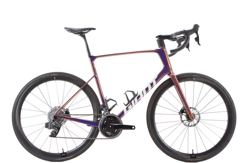 Giant Defy Advanced Pro 1 Sram Rival eTap AXS Disc Road Bike 2025, Size XL