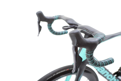 Bianchi Oltre Pro Shimano Ultegra Di2 Disc Road Bike 2023, Size 57cm