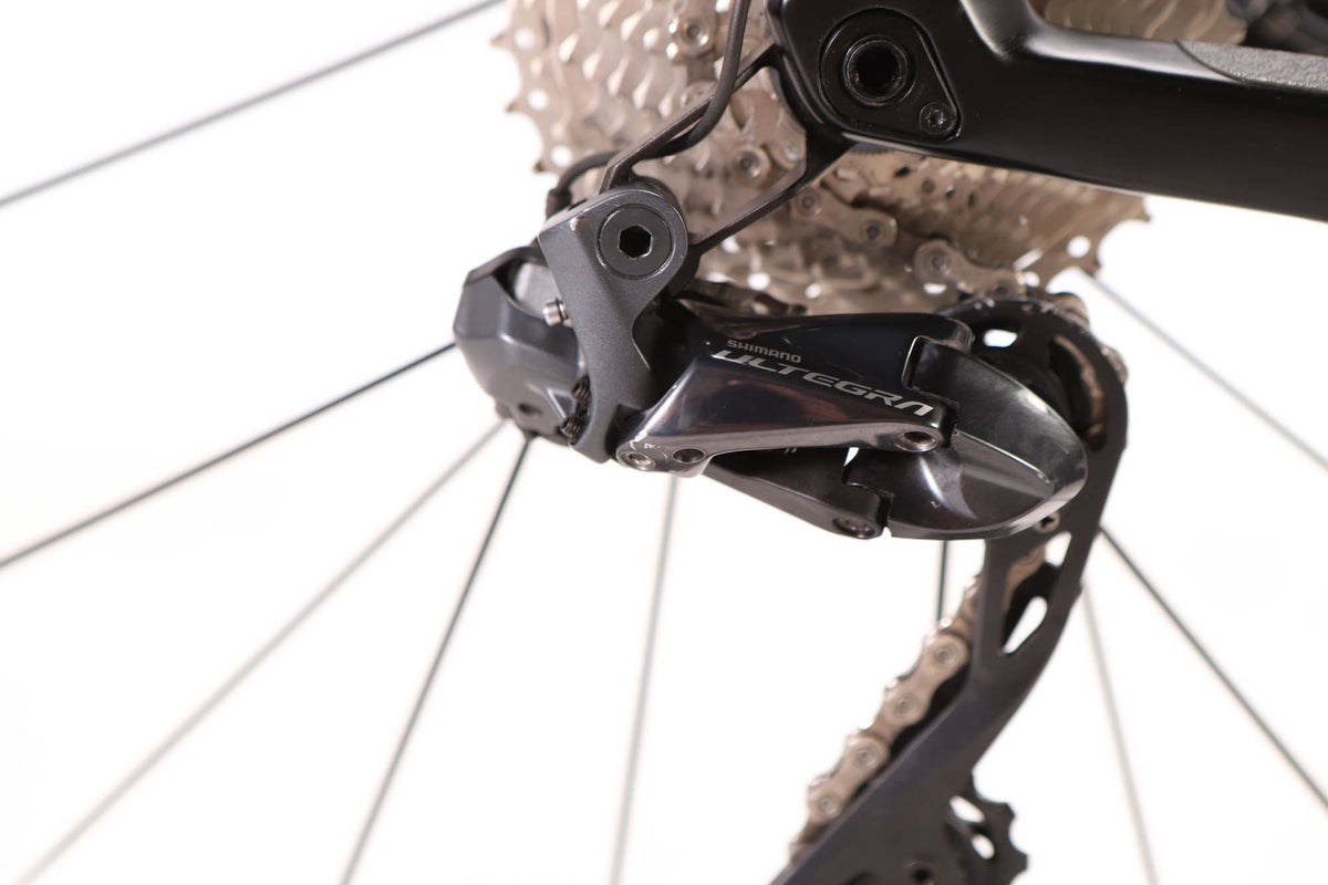 BMC RoadMachine 02 One Shimano Ultegra Di2 Disc Road Bike 2020, Size 54cm
