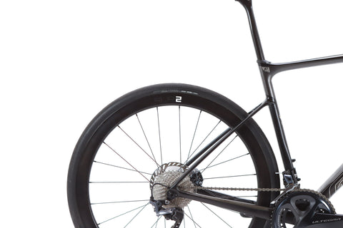 Giant Defy Advanced Pro 2 Shimano Ultegra Disc Road Bike 2021, Size M/L