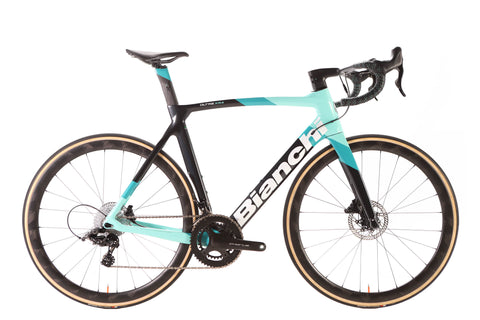 Bianchi Oltre XR4 Campagnolo Chorus Disc Road Bike 2022, Size 59cm 