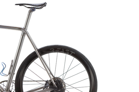 Sturdy Fiadh Sram Force eTap AXS Disc Road Bike 2023, Size 58cm