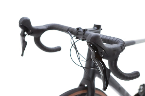 Cube Axial WS GTC Pro Shimano 105 Disc Road Bike 2023, Size small